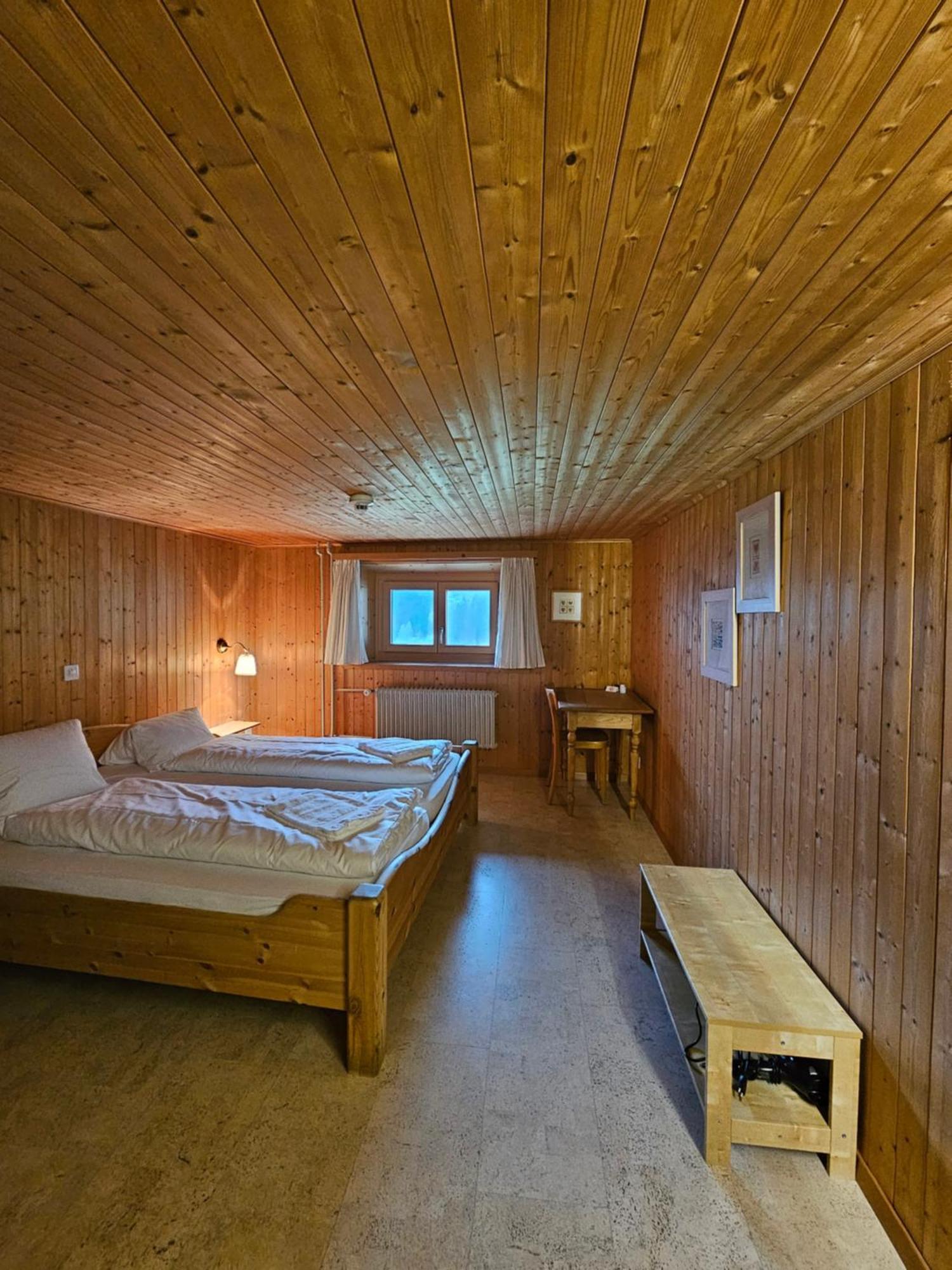 Gasthaus Roessli Versam Dış mekan fotoğraf