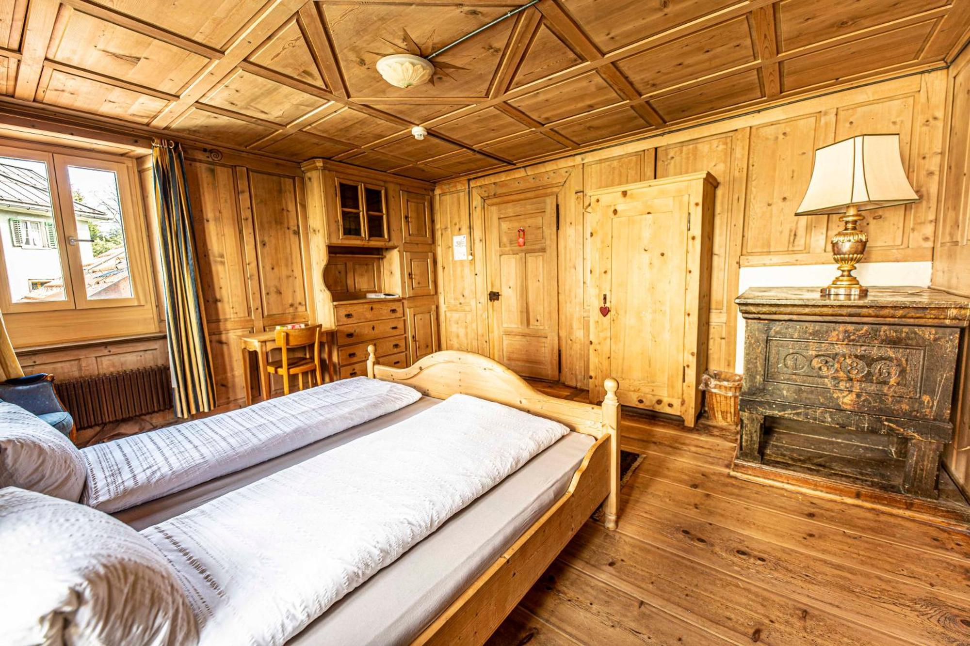 Gasthaus Roessli Versam Dış mekan fotoğraf