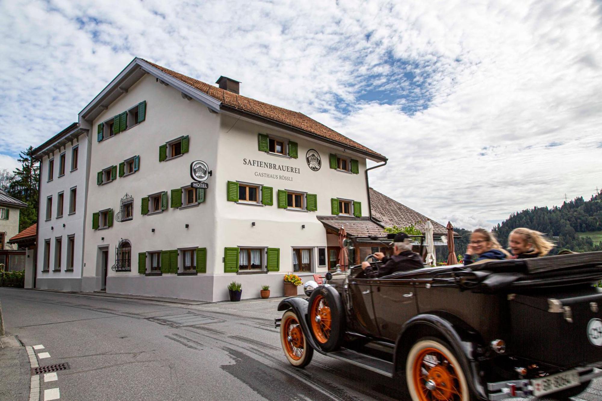 Gasthaus Roessli Versam Dış mekan fotoğraf