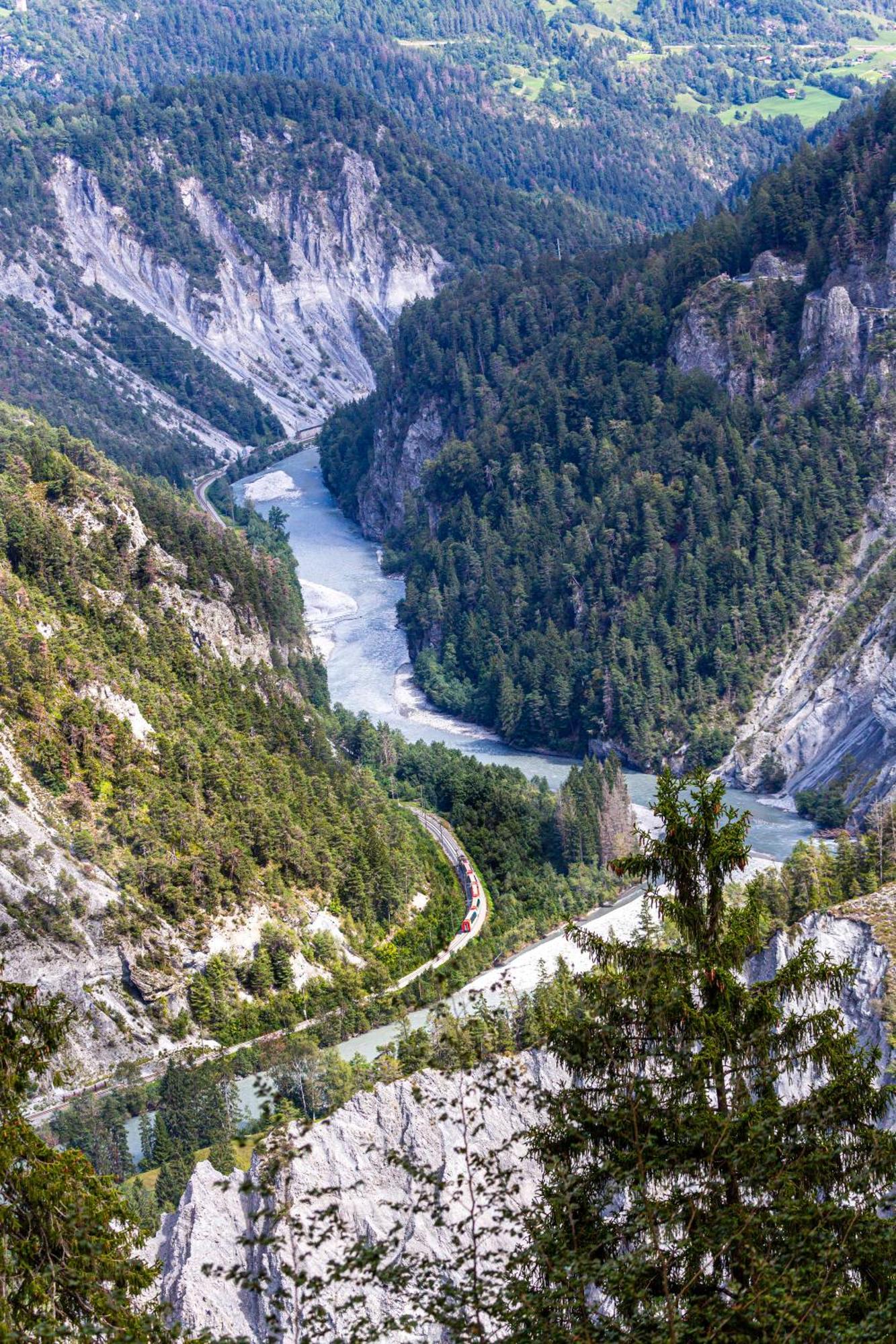 Gasthaus Roessli Versam Dış mekan fotoğraf