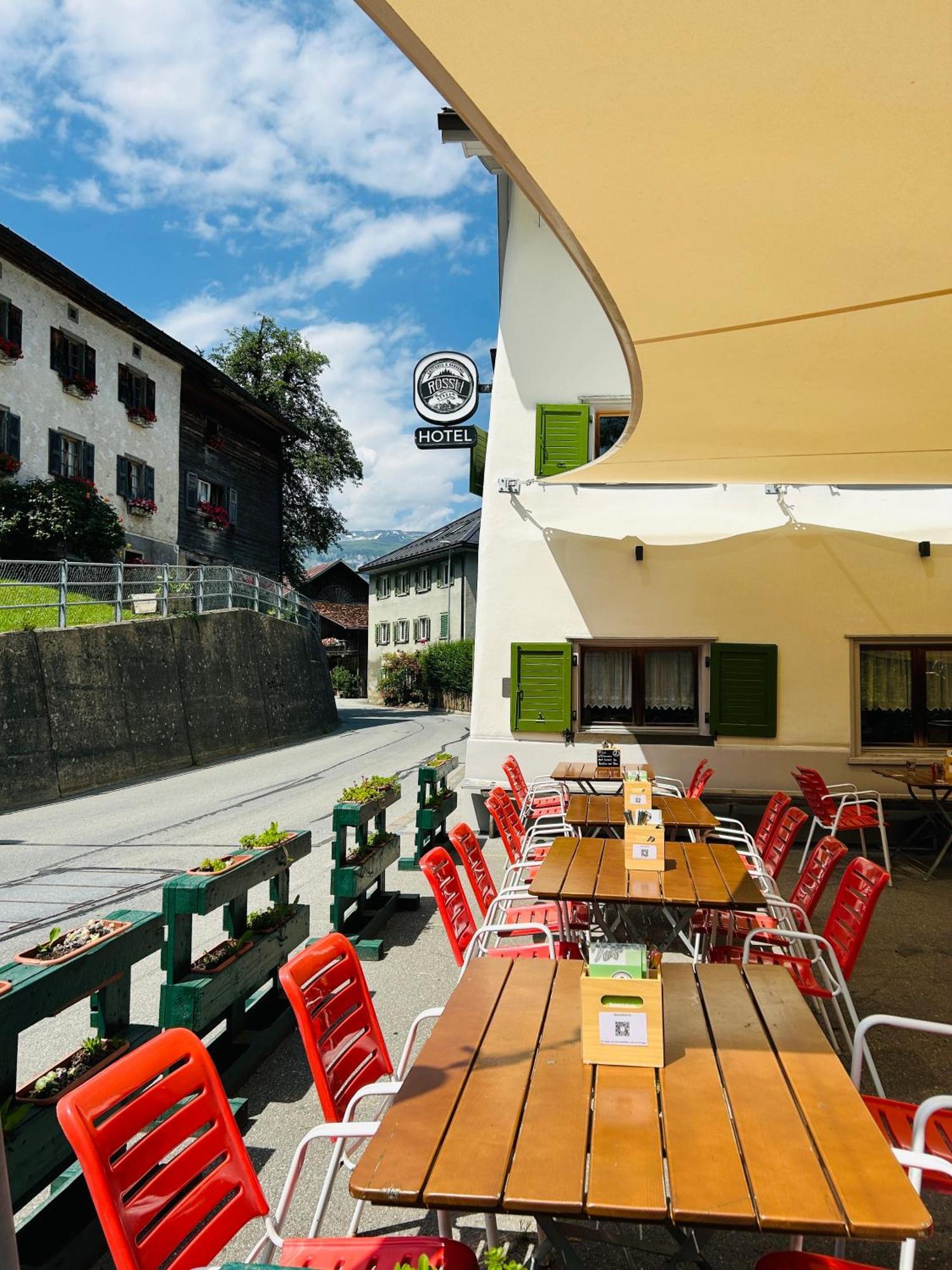 Gasthaus Roessli Versam Dış mekan fotoğraf