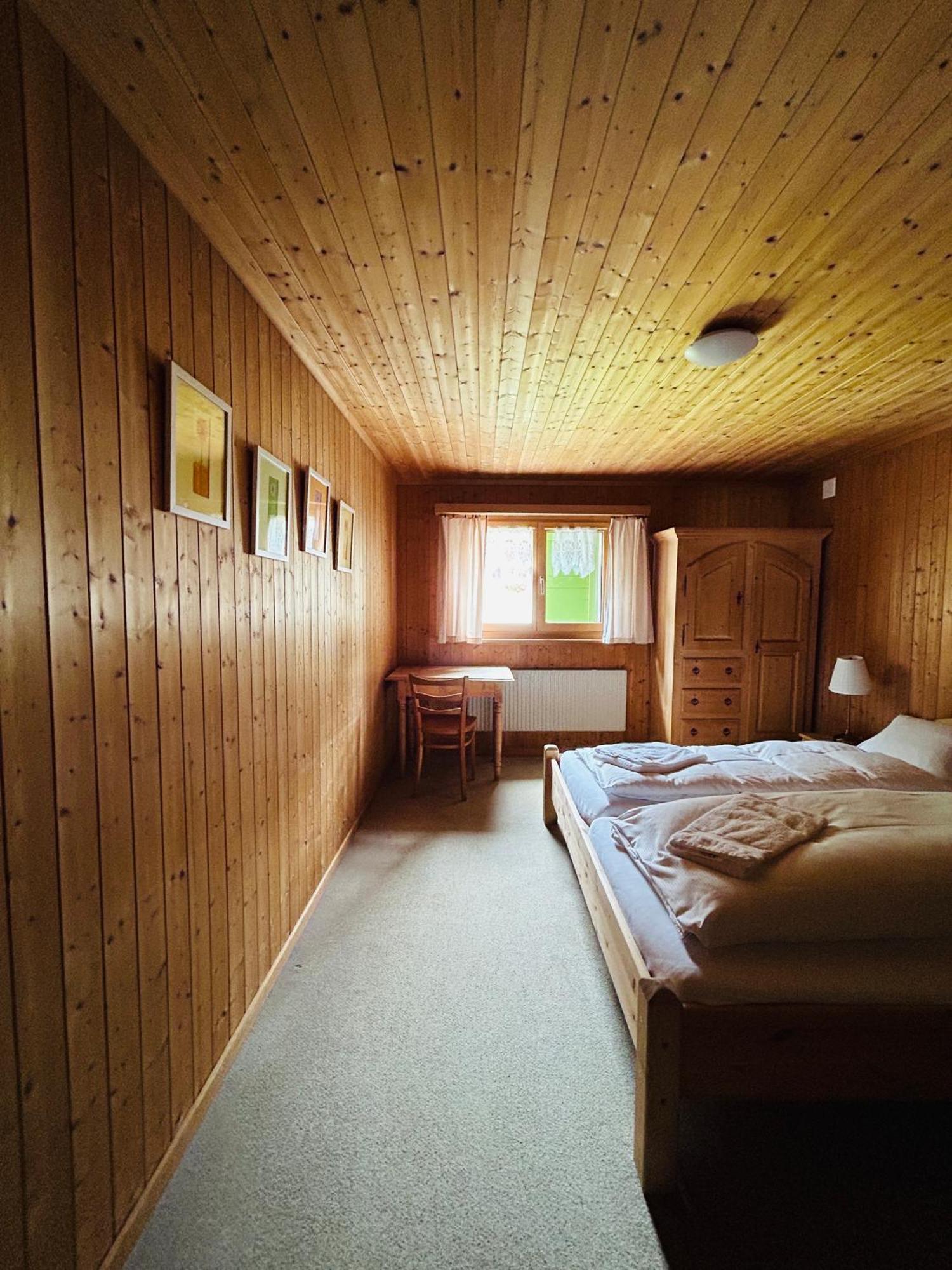 Gasthaus Roessli Versam Dış mekan fotoğraf