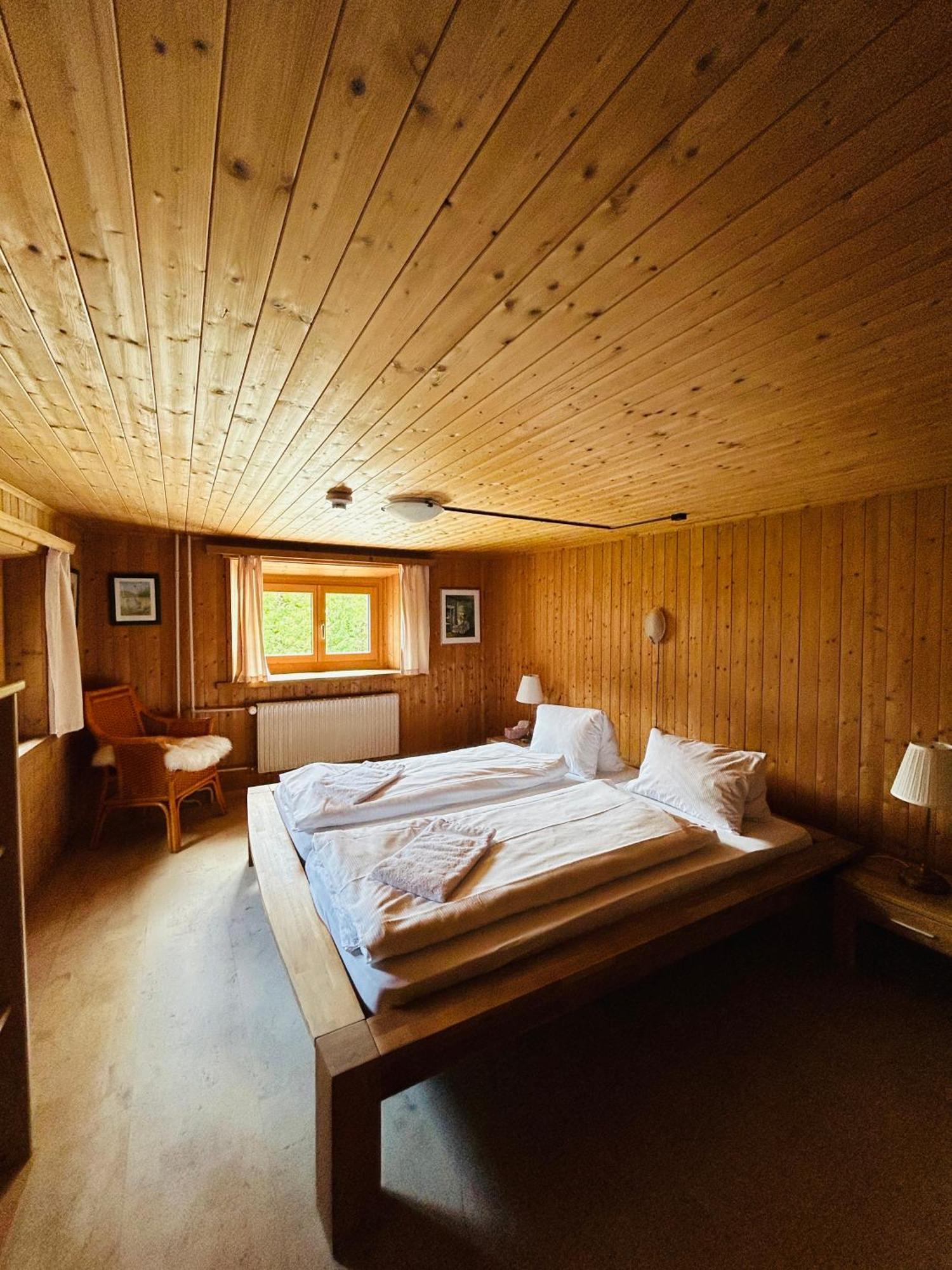 Gasthaus Roessli Versam Dış mekan fotoğraf